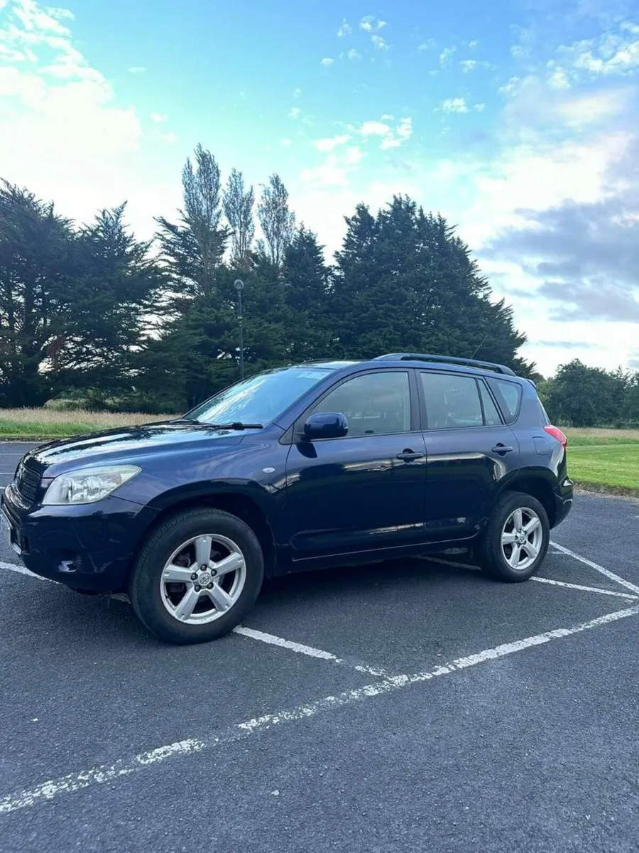 Toyota RAV4 2008 - Image 3