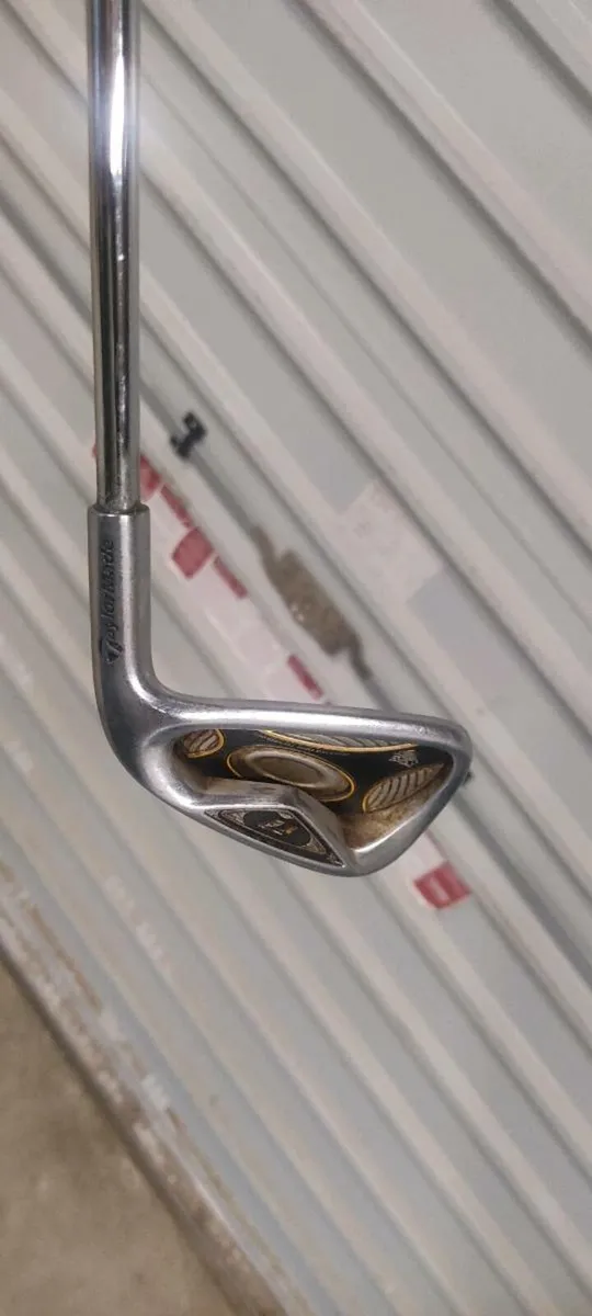 Taylor Made R7 4 Iron Nippon stiff shaft - Image 3