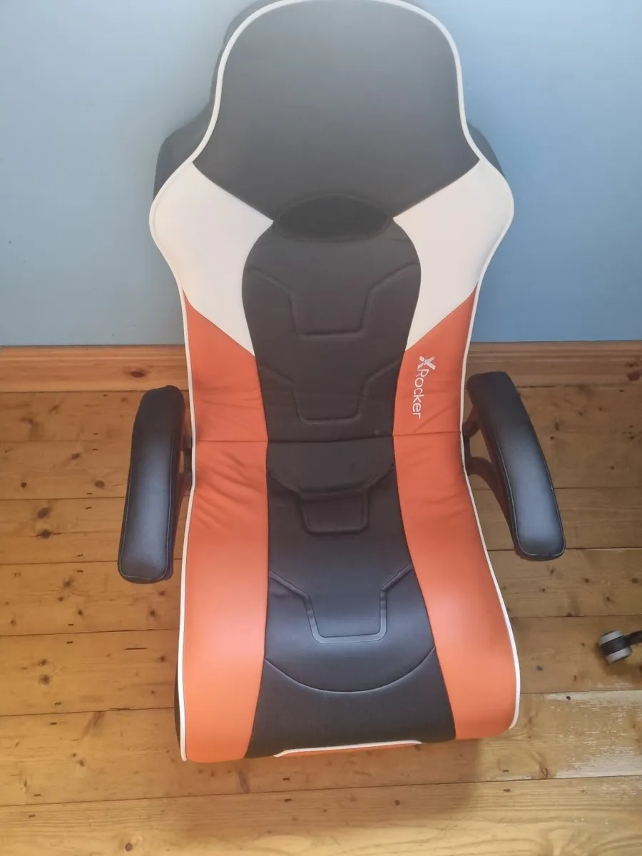 Kids gaming chair - Image 2