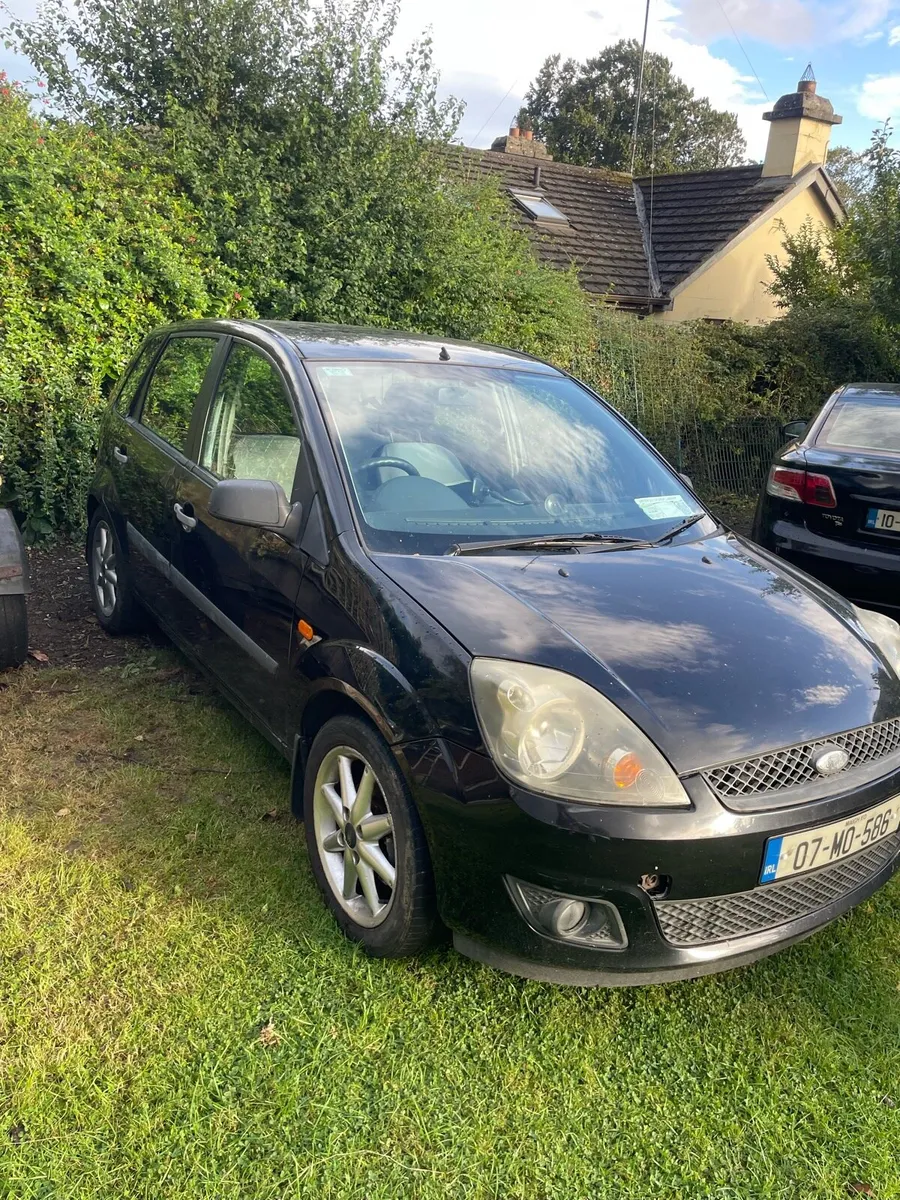 2007 fiesta - Image 2