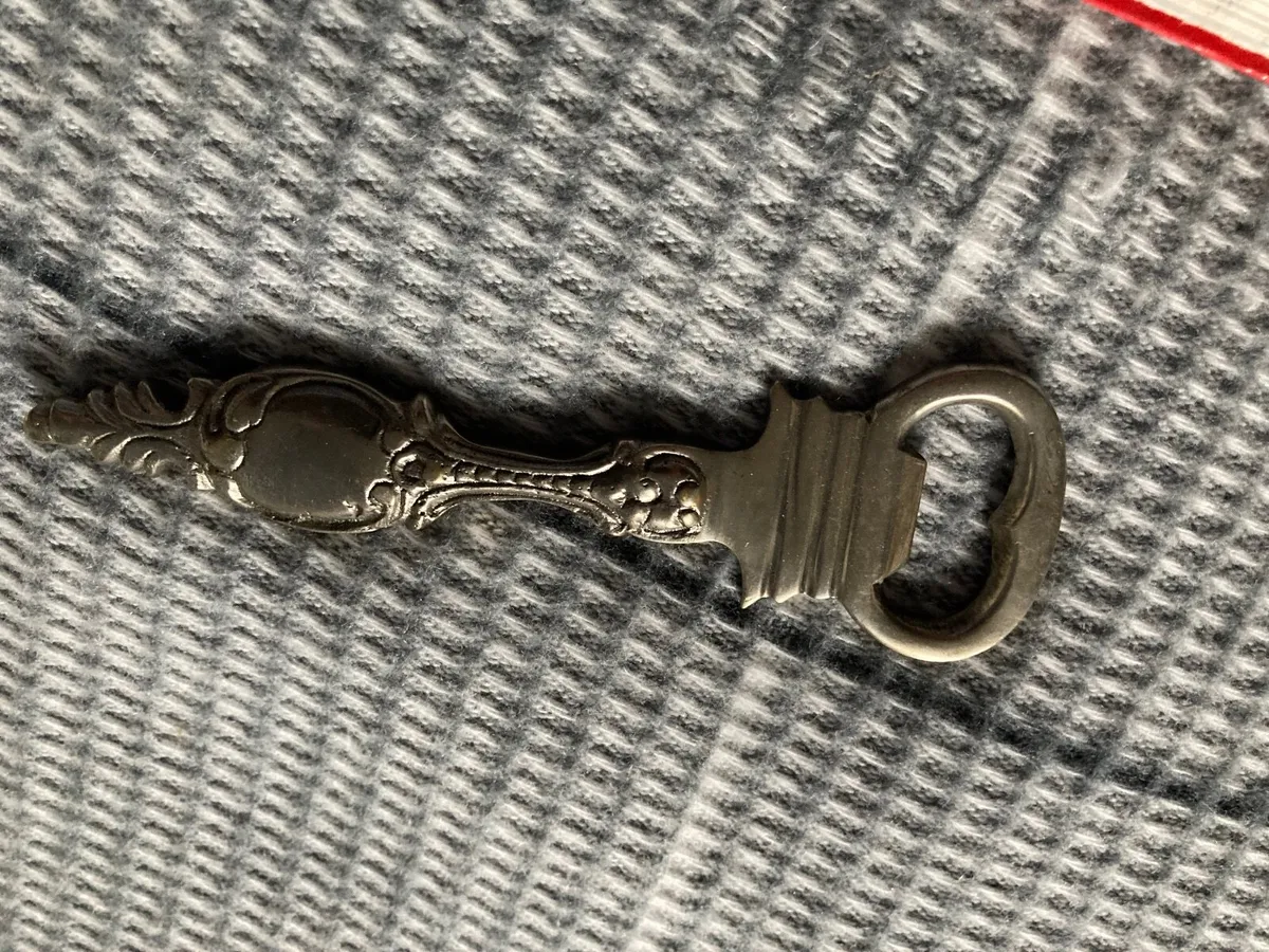 Home decor  bottle opener steel - Image 1