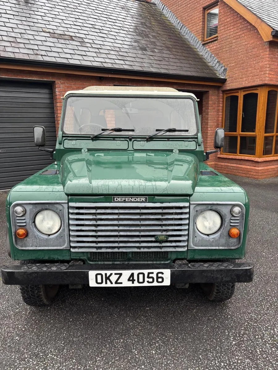 Landrover Defender 2004 - Image 4