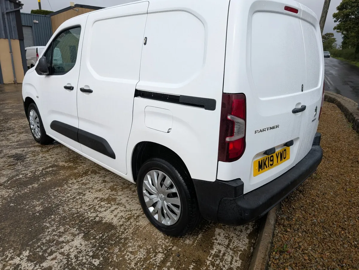 Peugeot Partner 2019 - Image 2