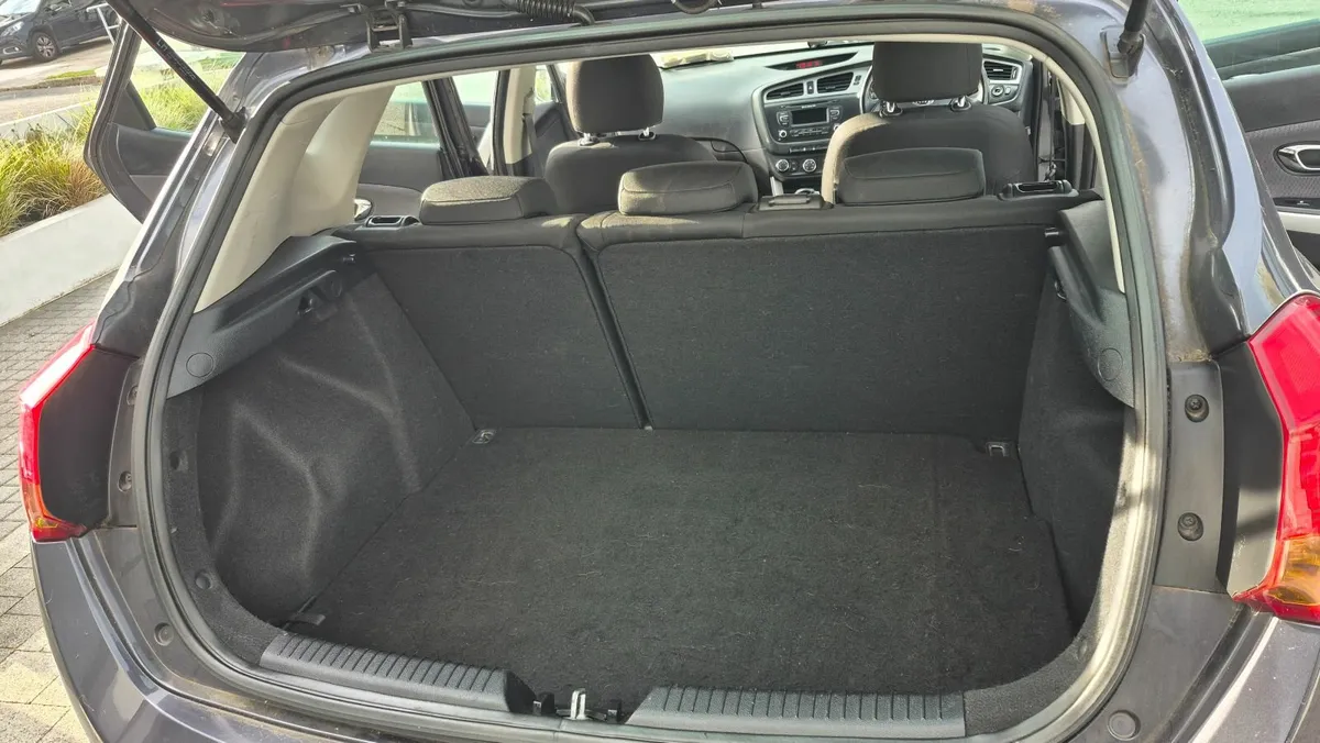Kia Ceed 2013 - Image 3