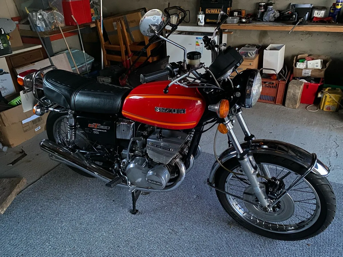 Motorcycle - Image 2