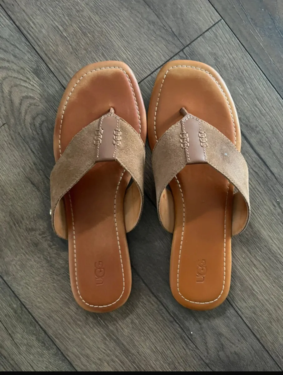 UGG sandals - Image 2