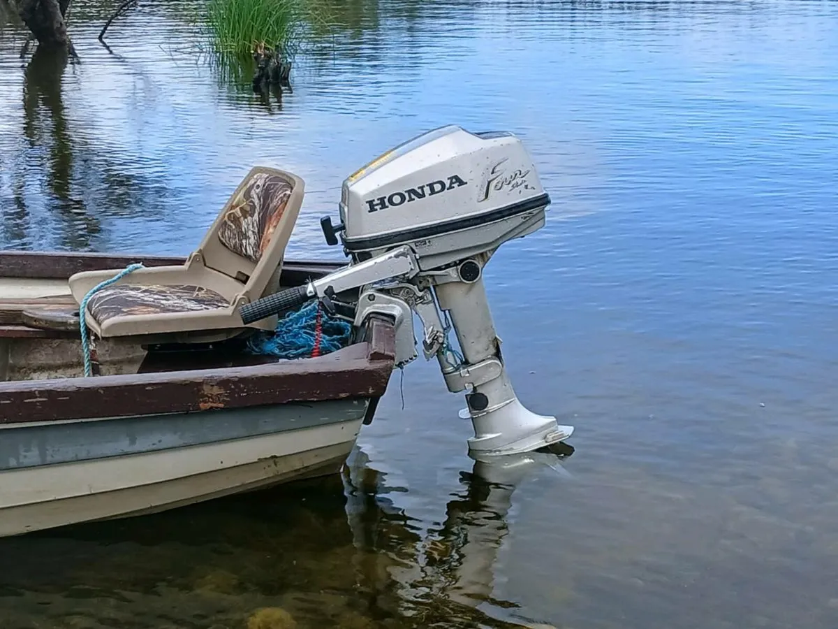 19ft Sheelin Boat and Trailer with Honda outboard - Image 2