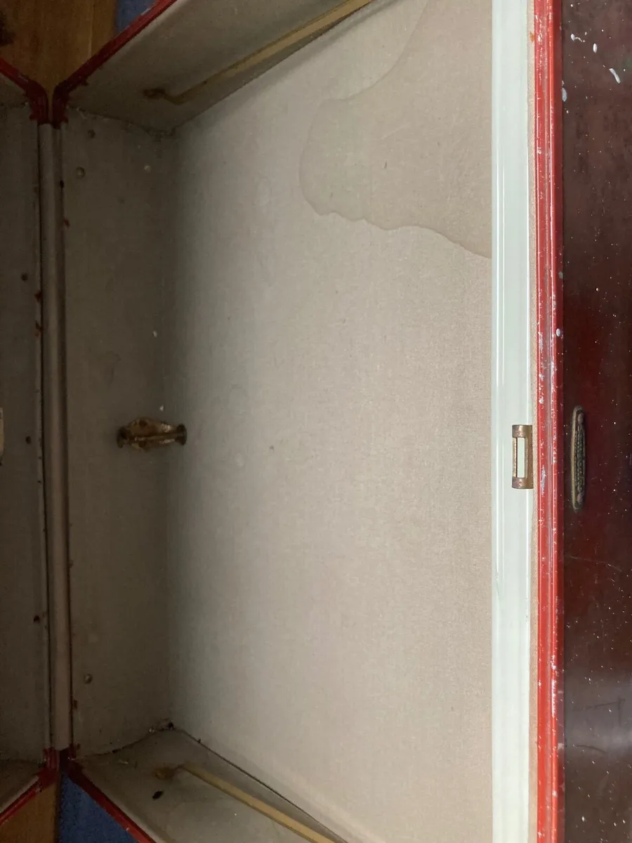 Vintage leather brown suit case - Image 1