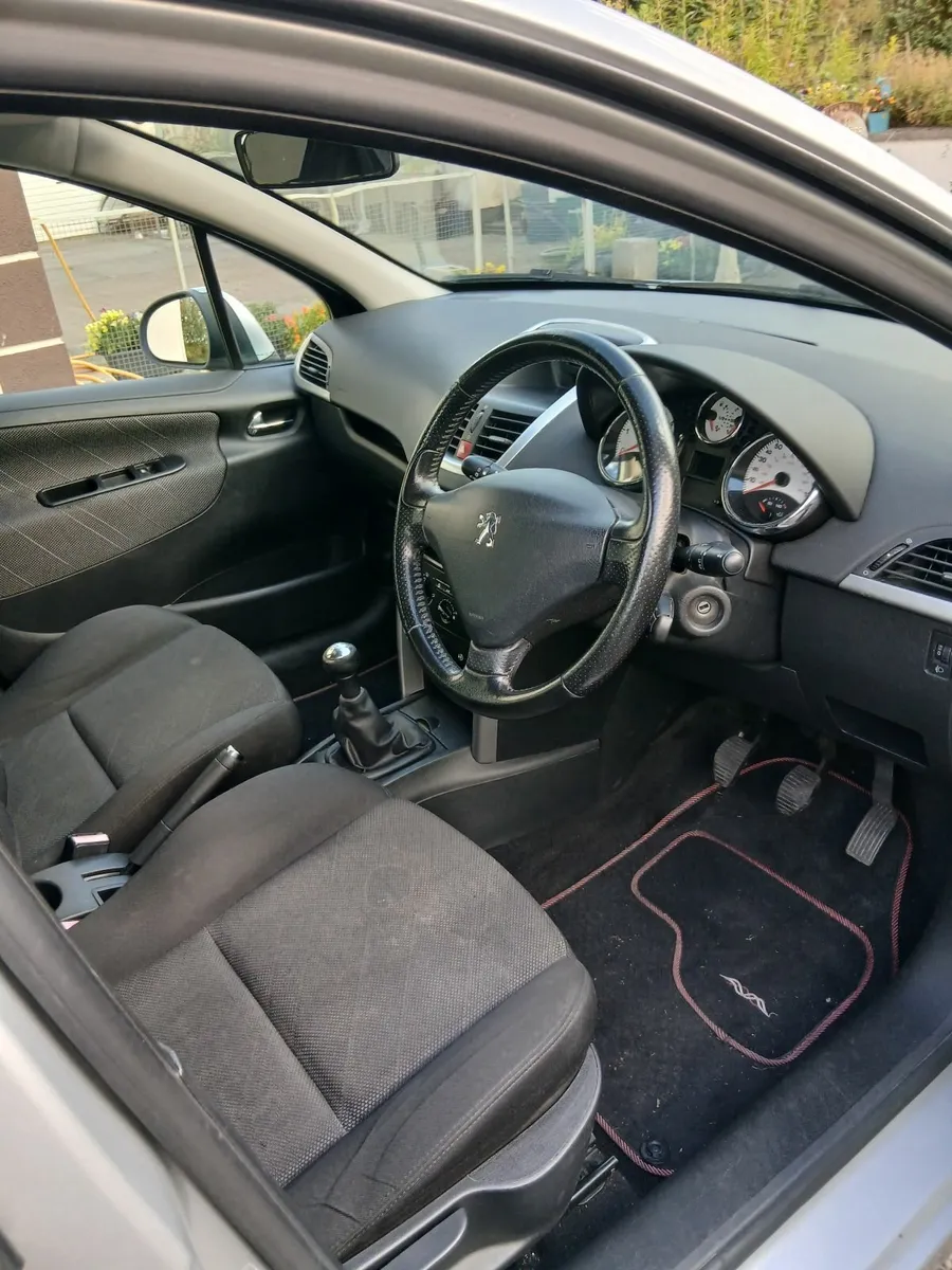Peugeot 207 1.6 Diesel - Image 1