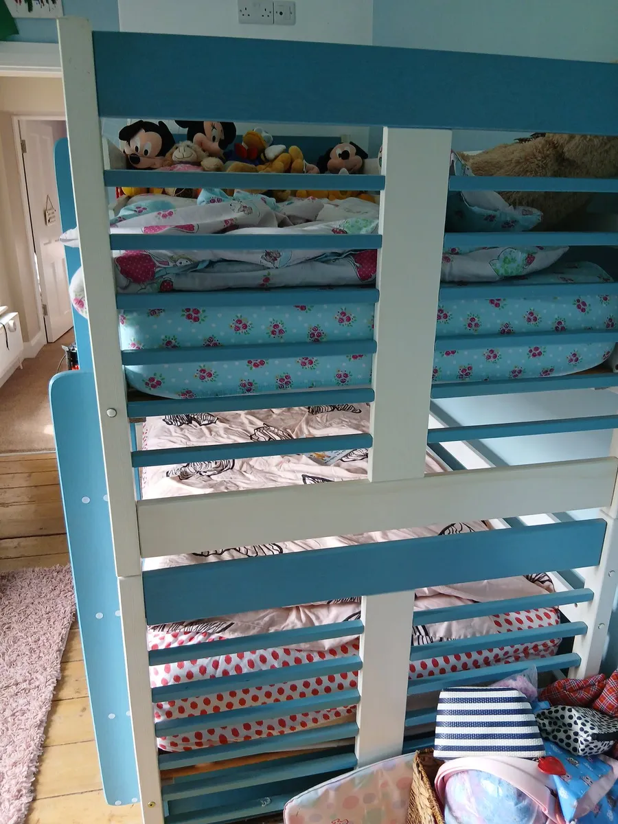 Kids bunk bed for free - Image 2