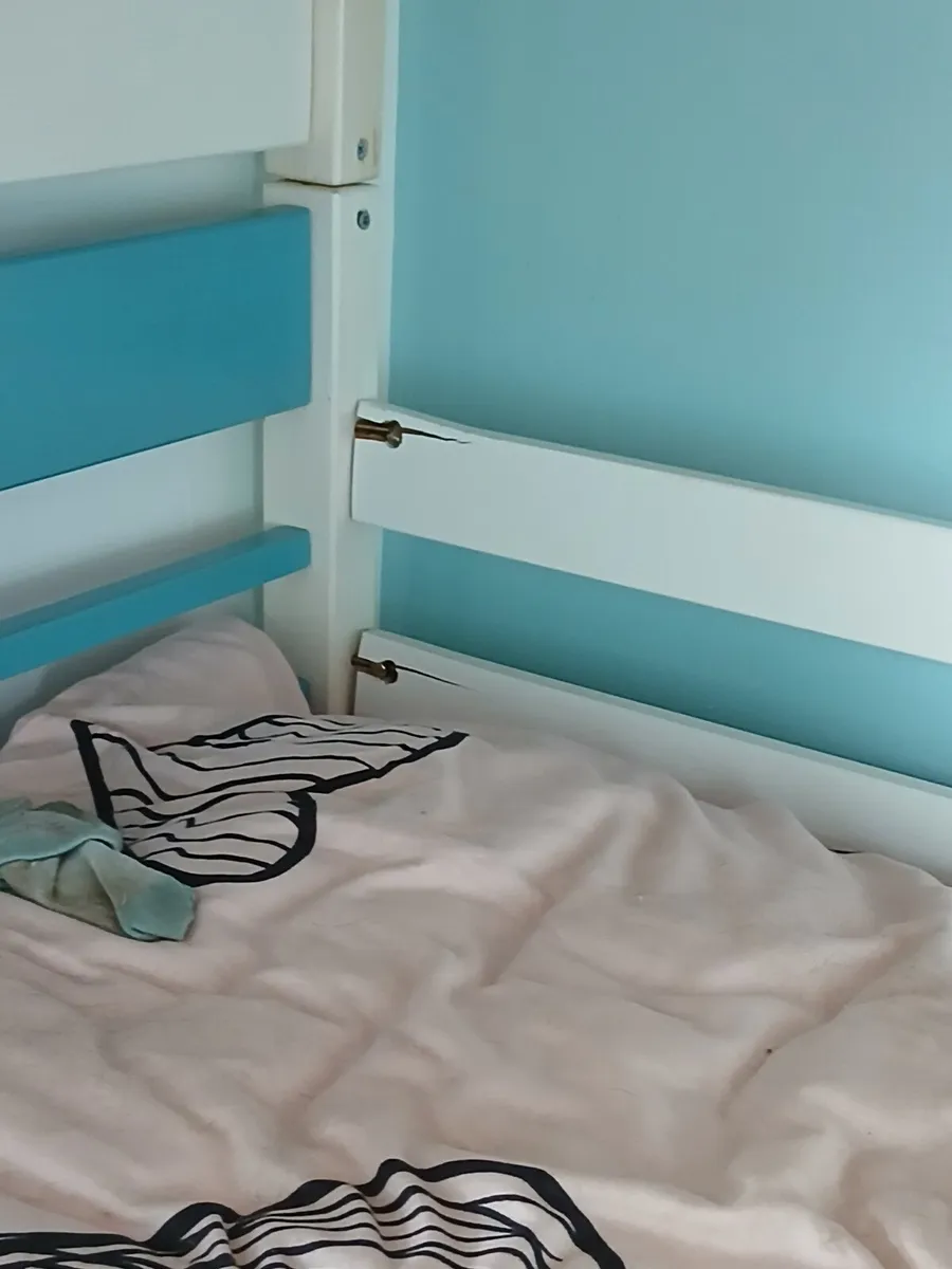Kids bunk bed for free - Image 4