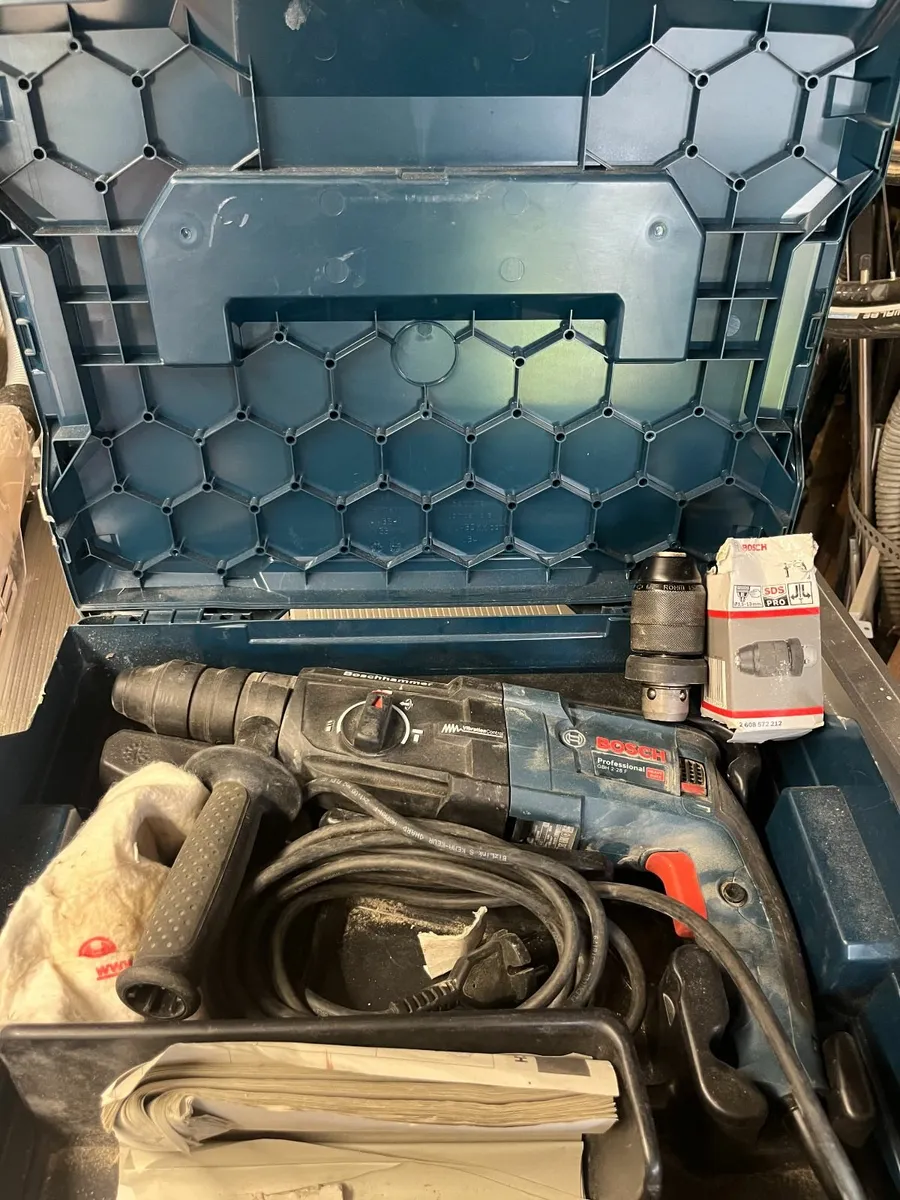 Drill - Bosch GBH 2-28F & SDS quick-change chuck - Image 1