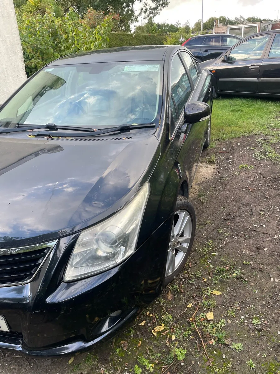 Toyota avensis 2010 T4 D4D - Image 2