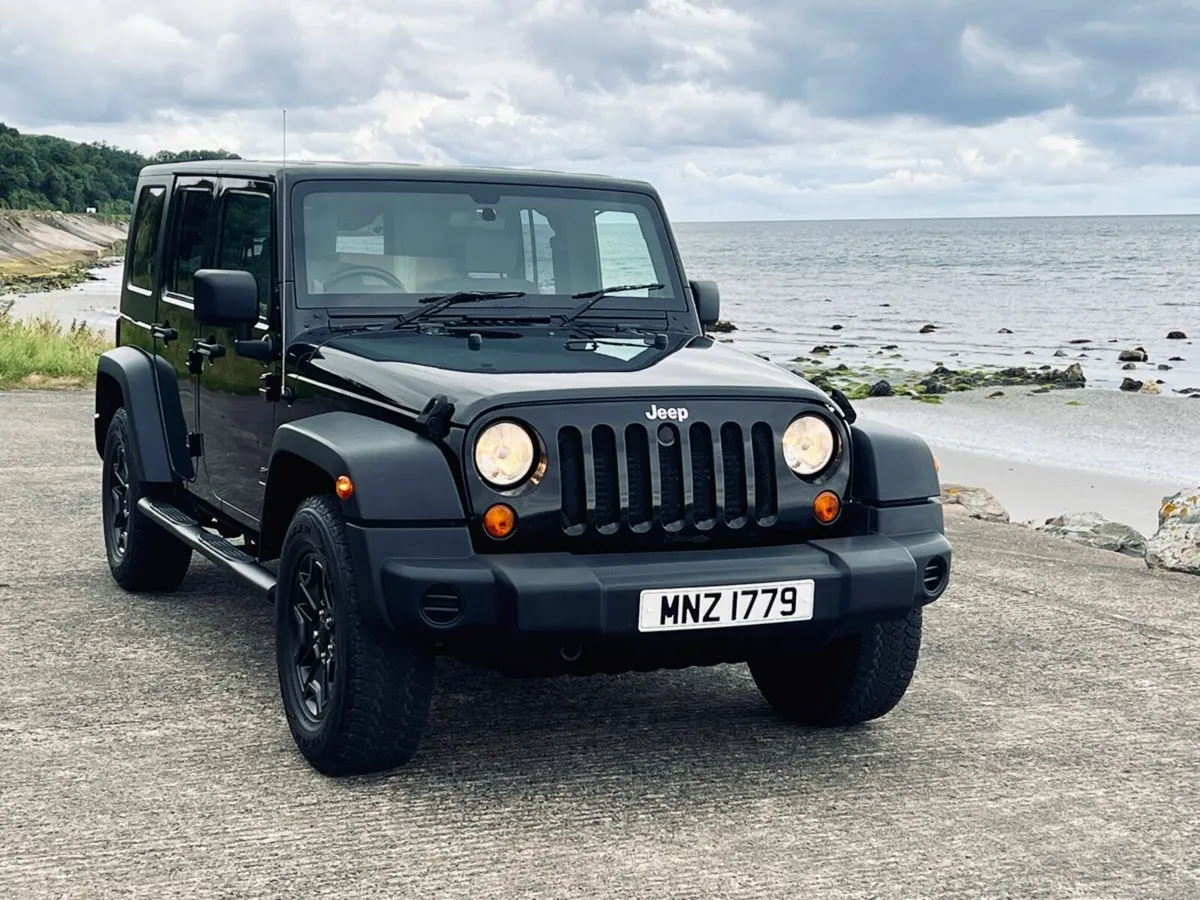 Jeep Wrangler Sport Unlimited Euro 4 4dr LOW MILES - Image 4