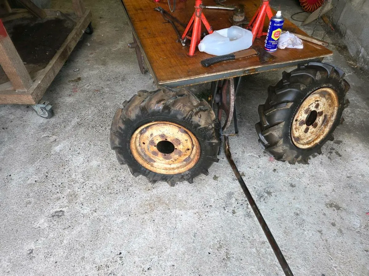 Vintage  garden tractor - Image 4