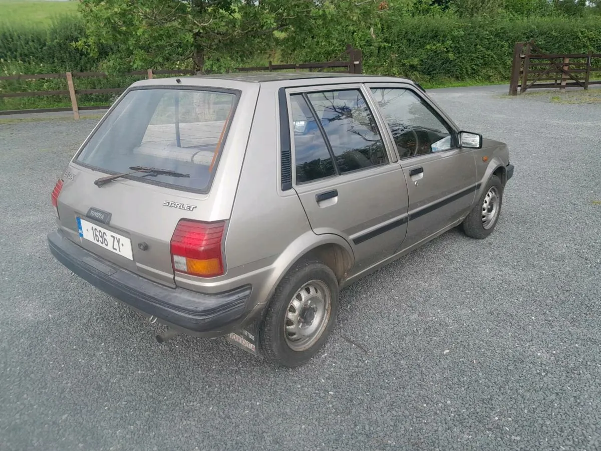 Toyota starlet - Image 3
