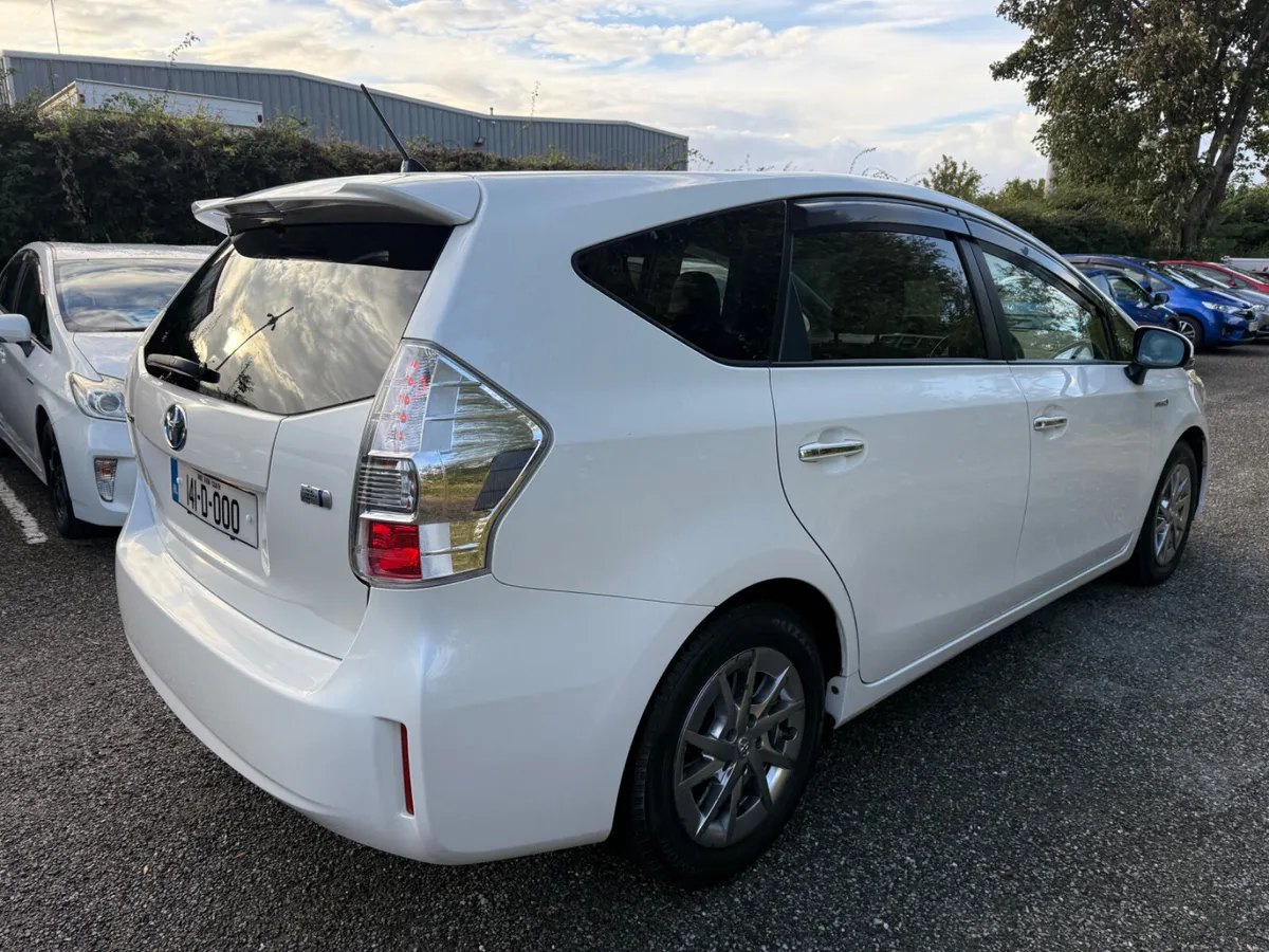 Toyota Prius 7 seats low milege!!! - Image 3