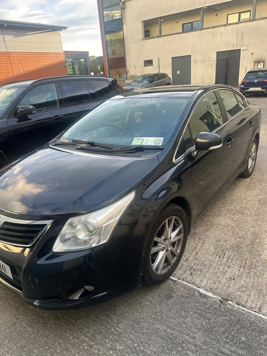 Toyota Avensis 2011 - Image 3