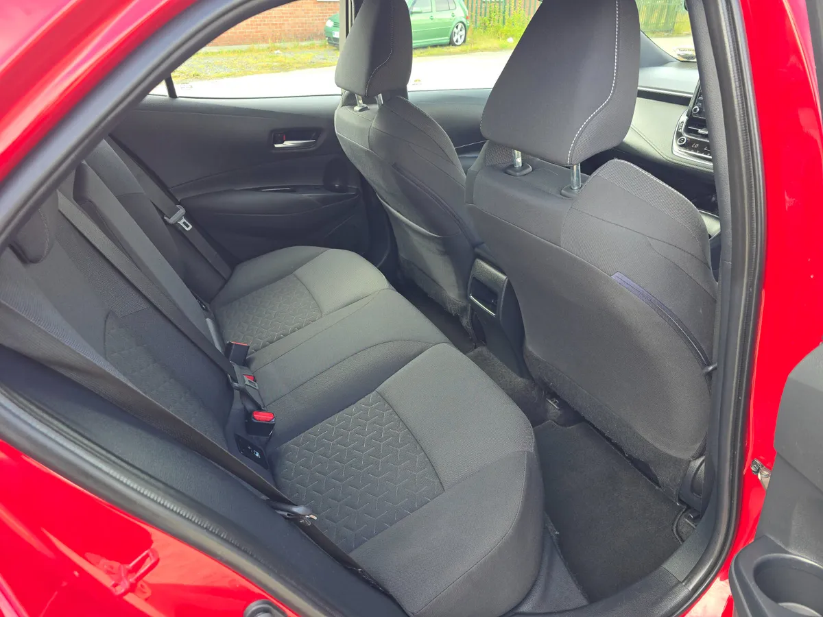 Toyota Corolla 2019 - Image 3