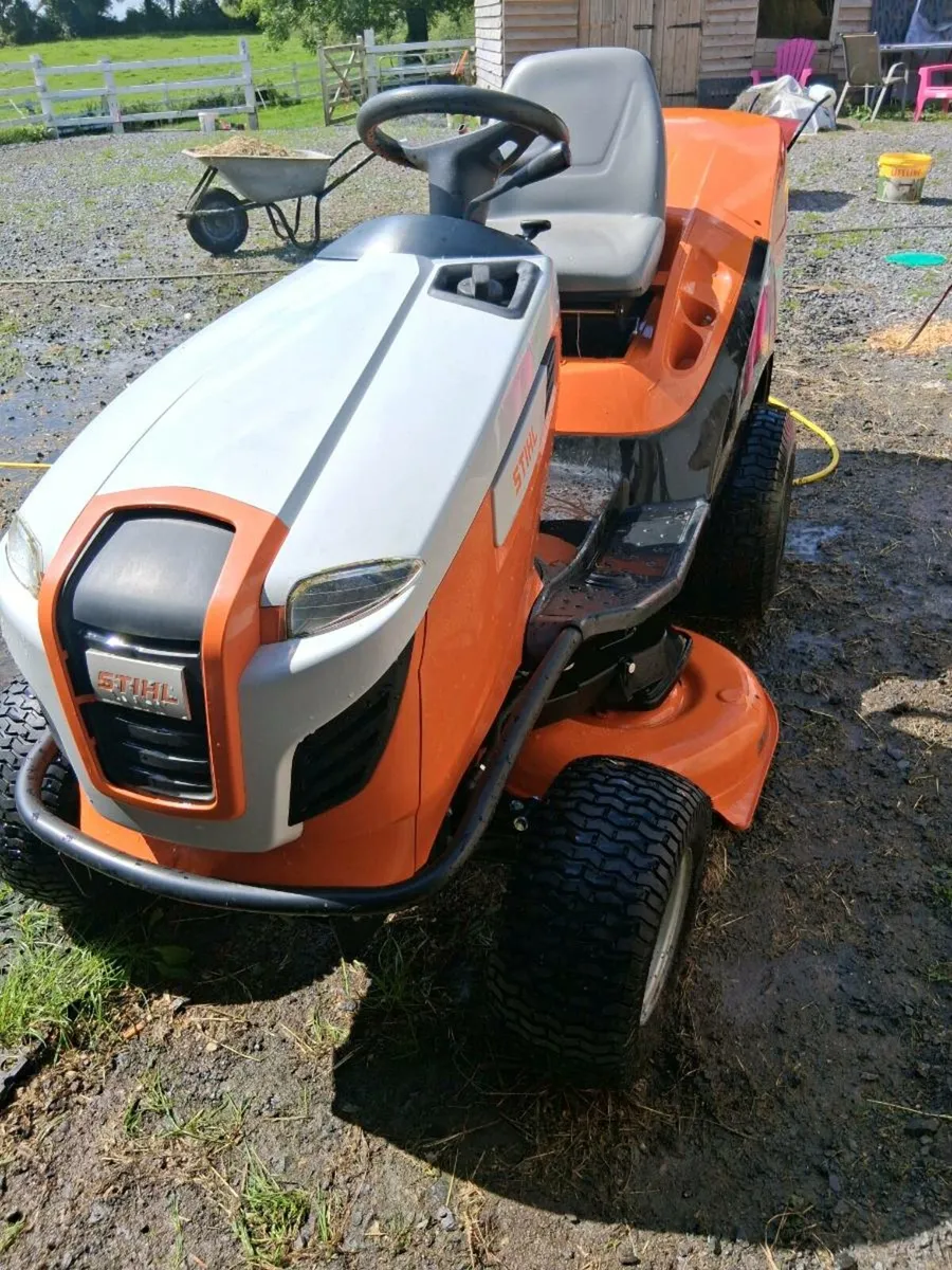 STIHL RT 6112 ZL ride on mower - Image 4