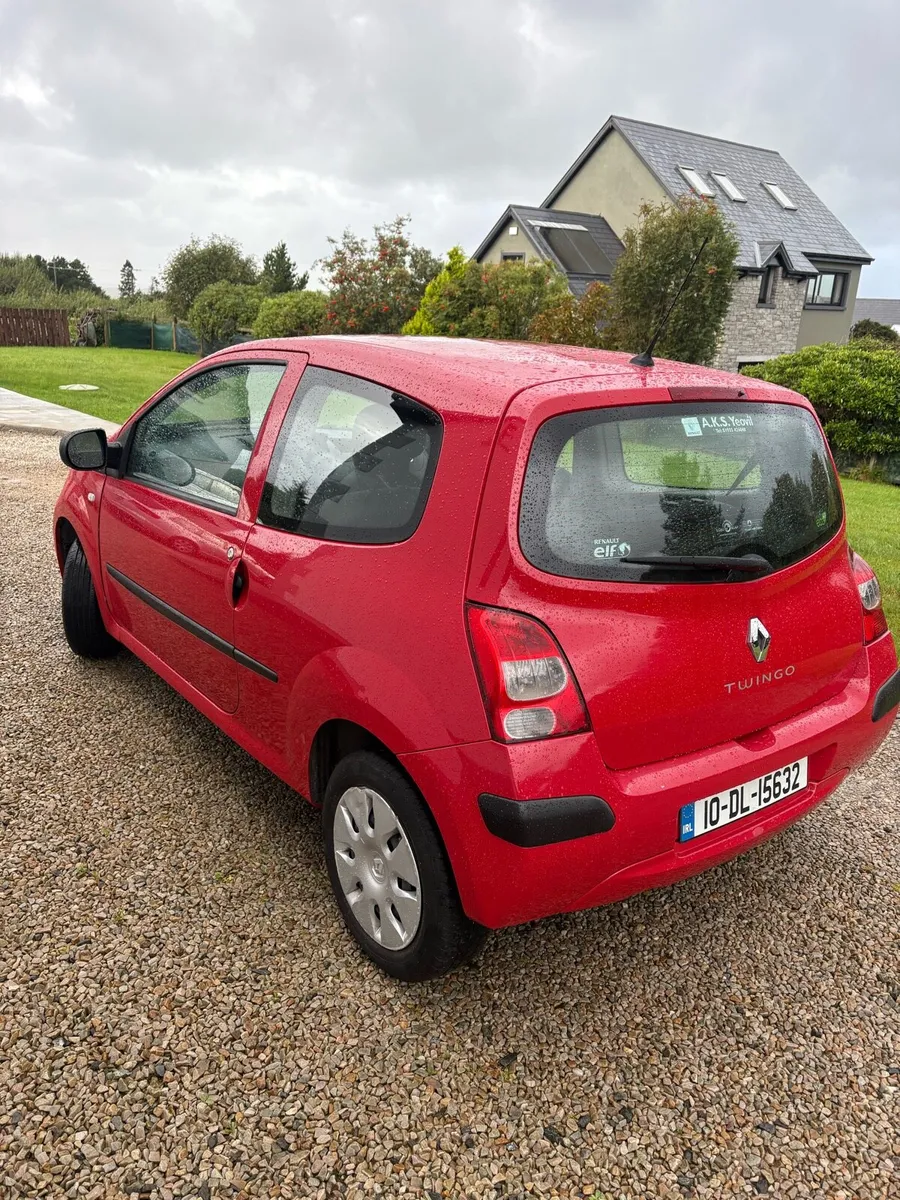 Renault - Image 1