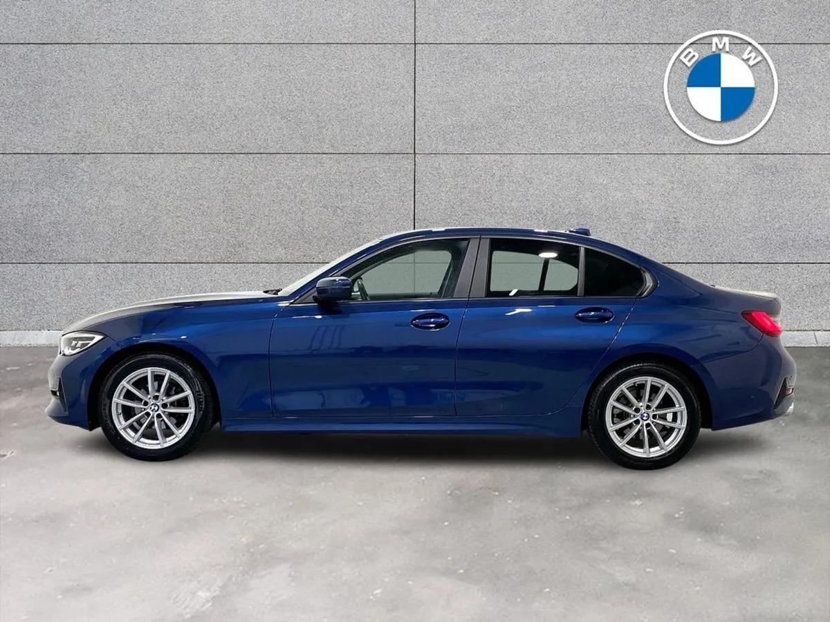 BMW 3 Series 318d SE Saloon - Image 4