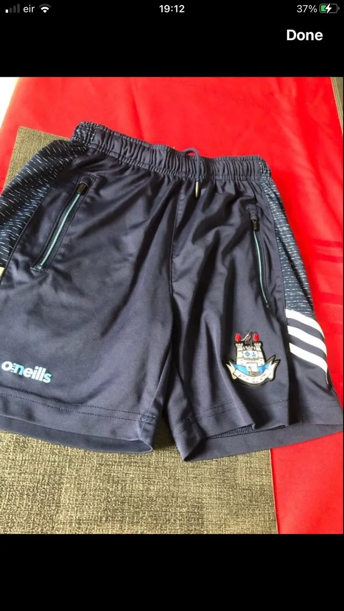 Boys dublin shorts age 9/10 €5 - Image 4