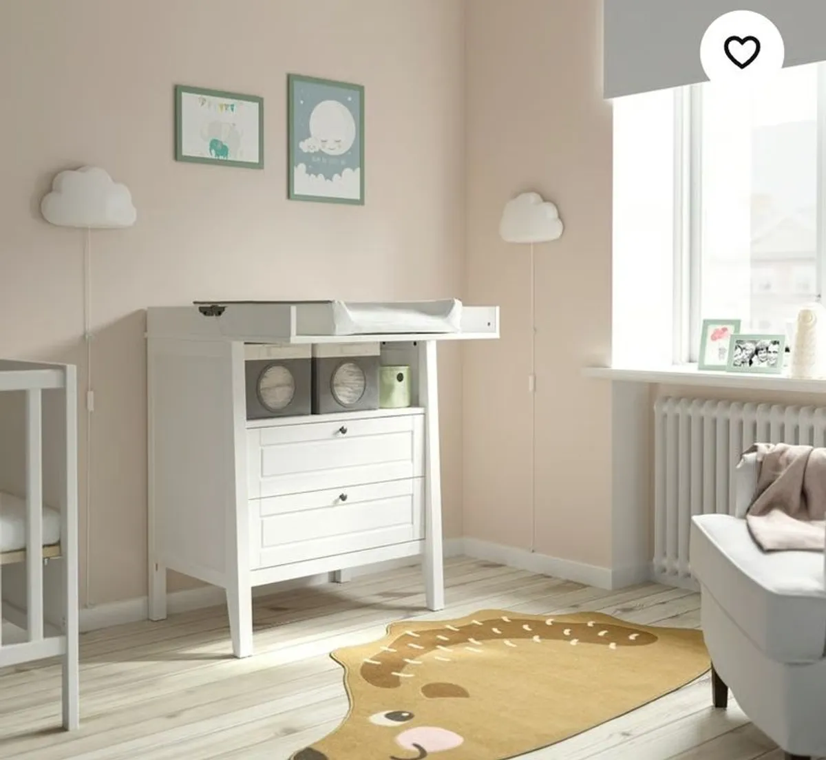 changing table - Image 4