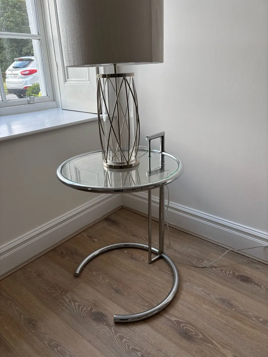 2 x Laura Ashley Lamps - Image 4