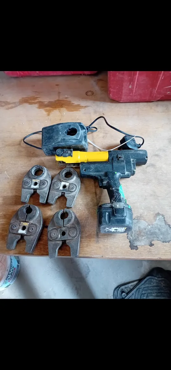 Rems press tool ( plumber)