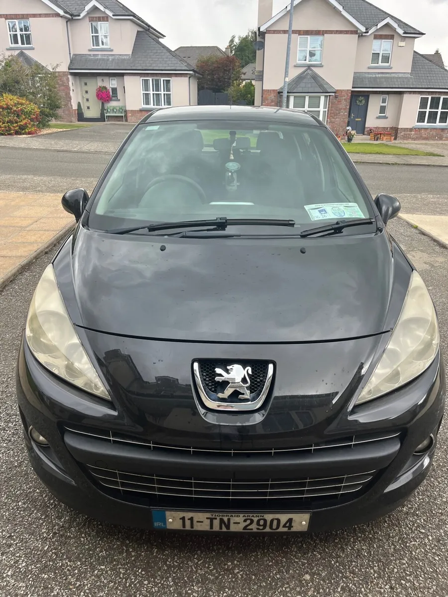 Peugeot 207 2011 - Image 1