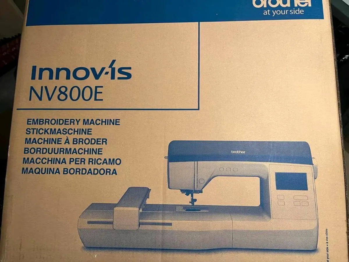 Brother Innov-is NV800E Embroidery Machine - Image 2