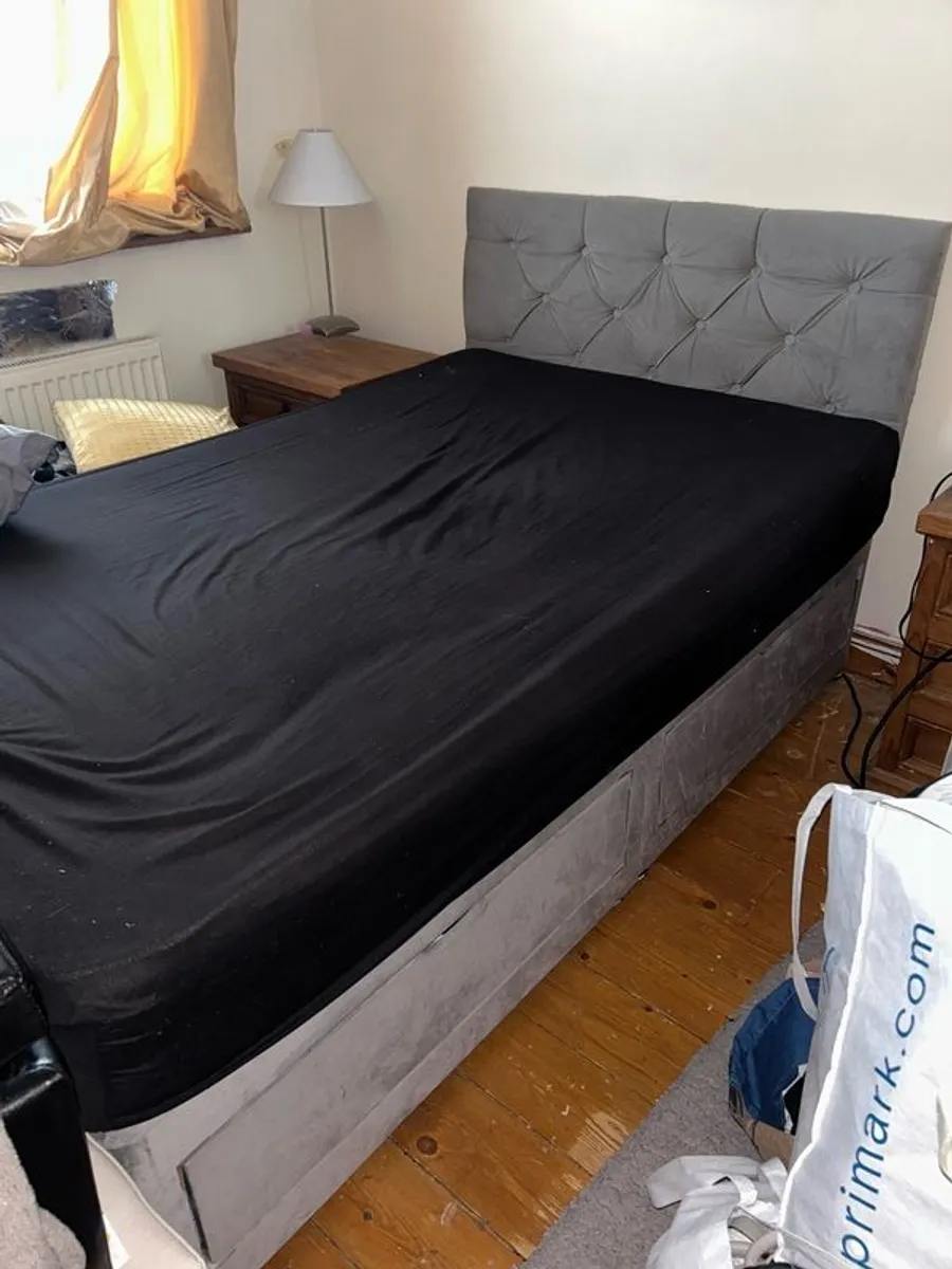 Small double bed and mattress - Image 2