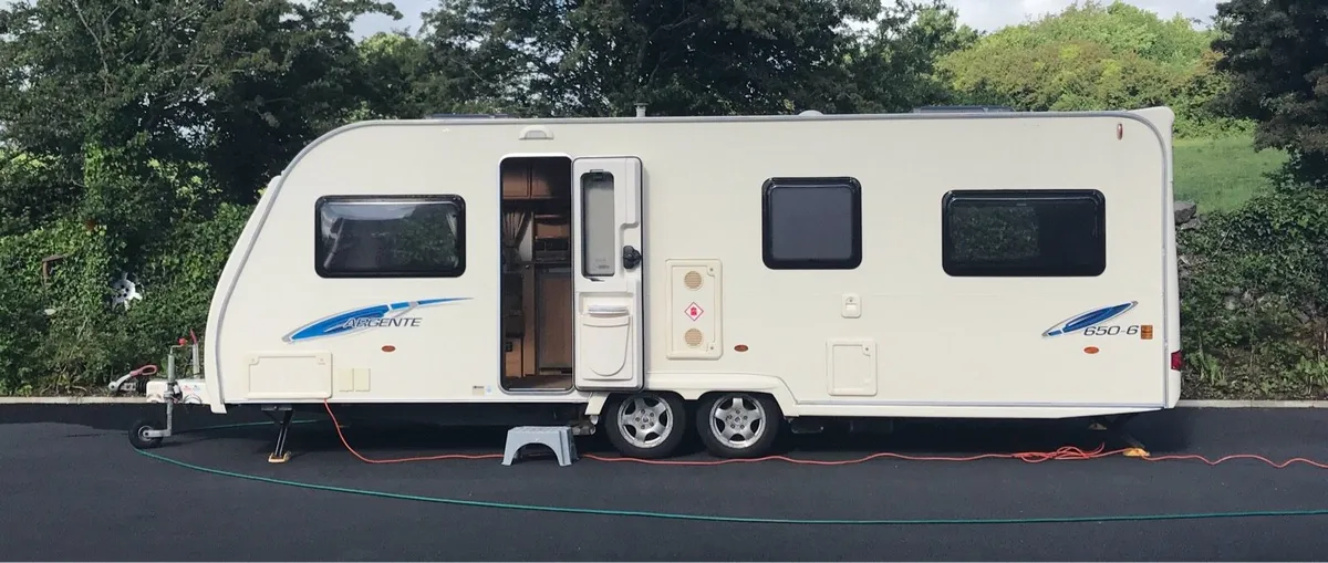 Caravan 6 berth - Image 1