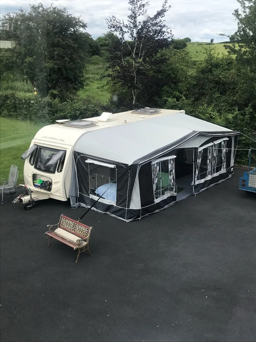 Caravan 6 berth - Image 3