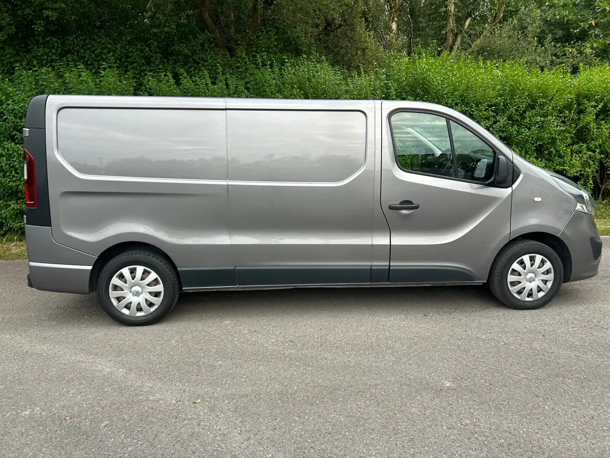 2019 Vauxhall Vivaro sportive, only 72k, LWB, Iris - Image 2
