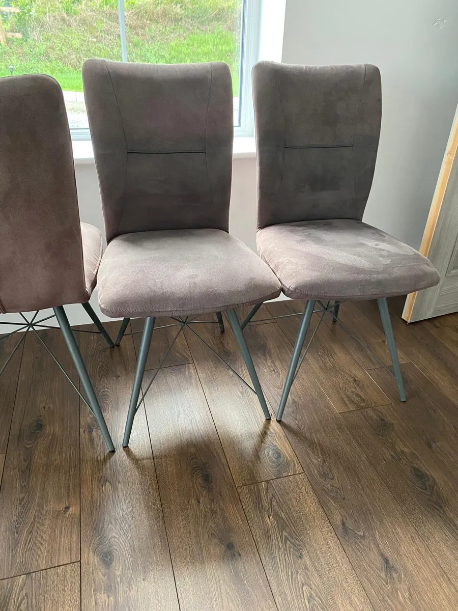 Chairs - Image 4
