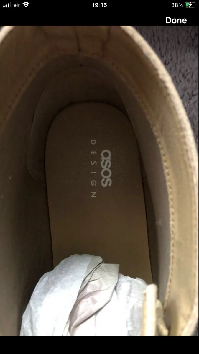 Mens boots size 8 €20 - Image 2