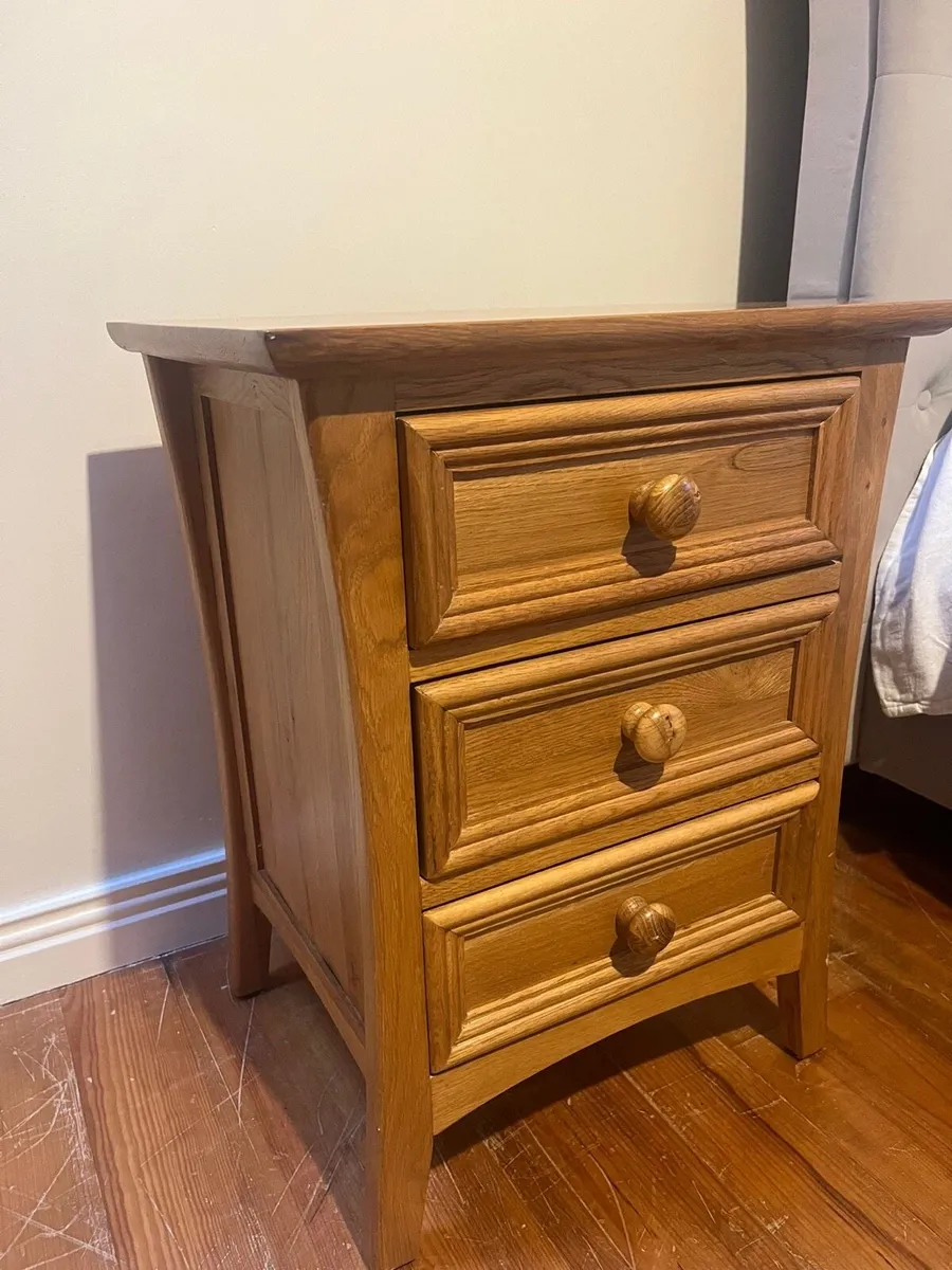 Oak Bedside Locker - Image 2