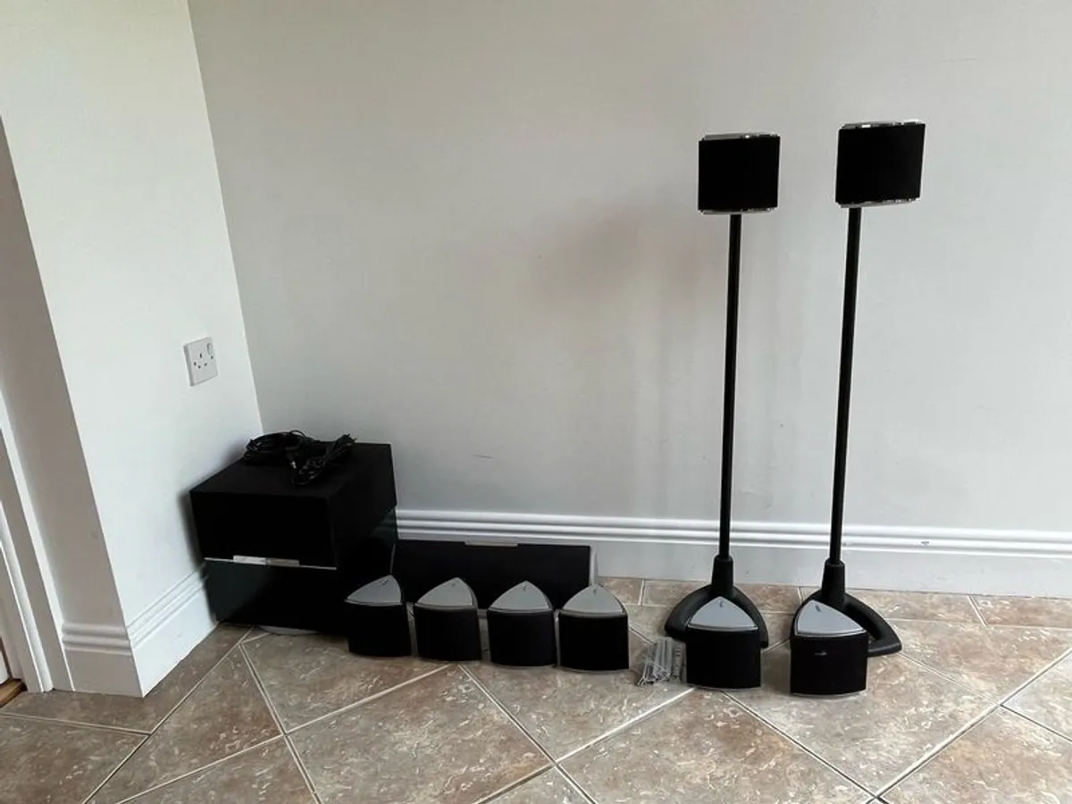 speakers - Image 1