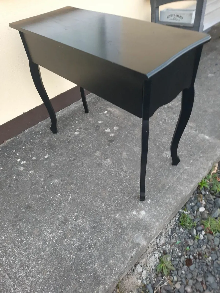 Occasional table - Image 3