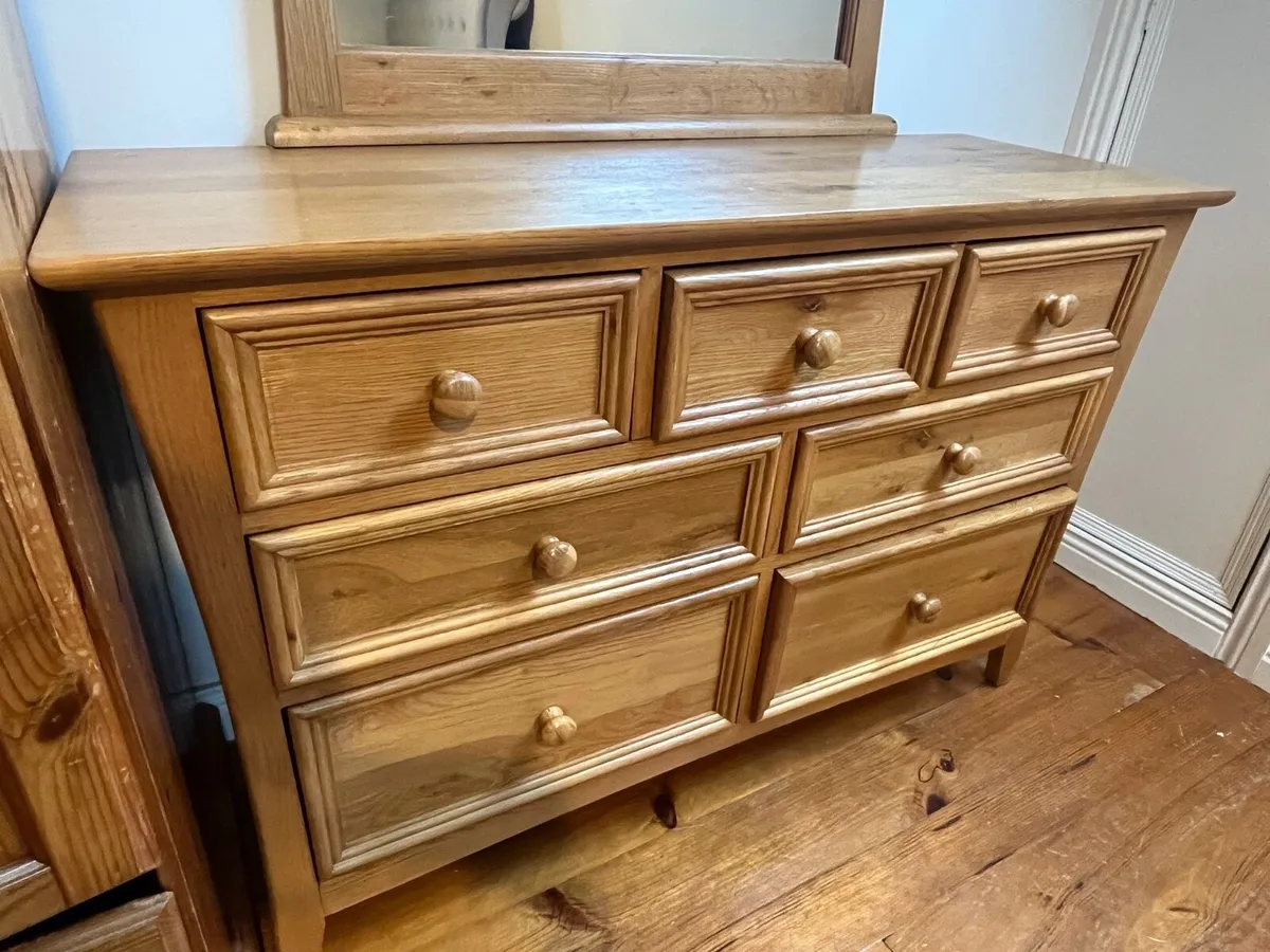 Oak Chest of Drawers & Mirror - Image 1