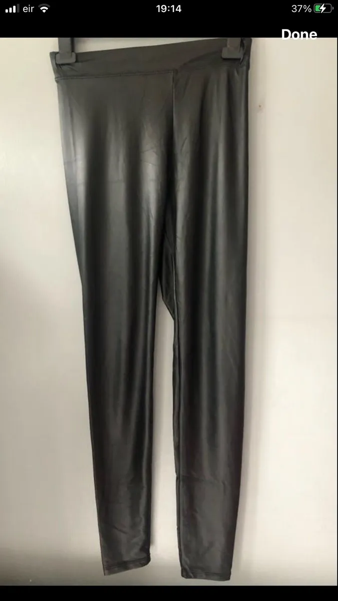 Ladies stunning leggings size S €5 - Image 3