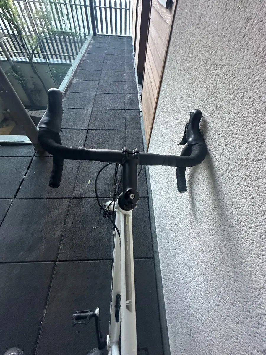 Carrera virtuous road bike - Image 3