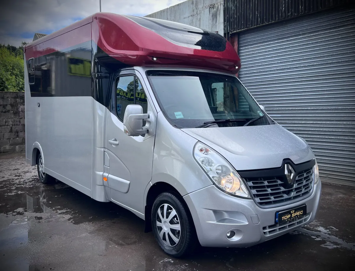 2019 New build Renault stallion box, body Brand ne - Image 1