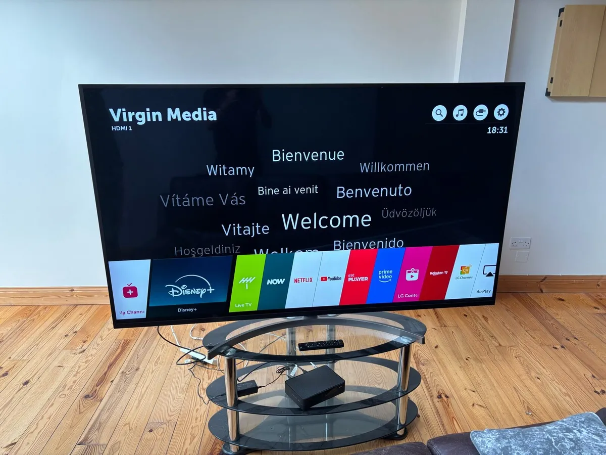 Smart TV - Image 1