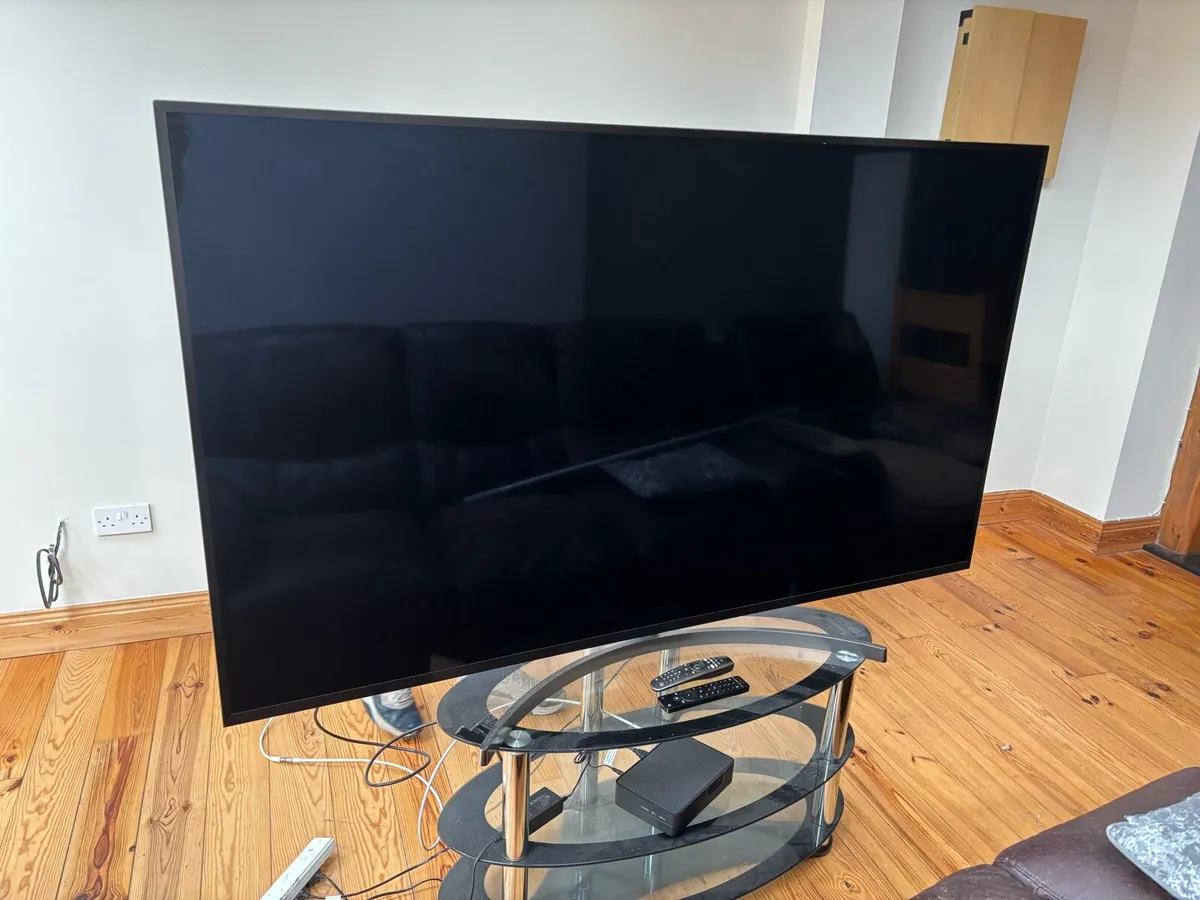 Smart TV - Image 2