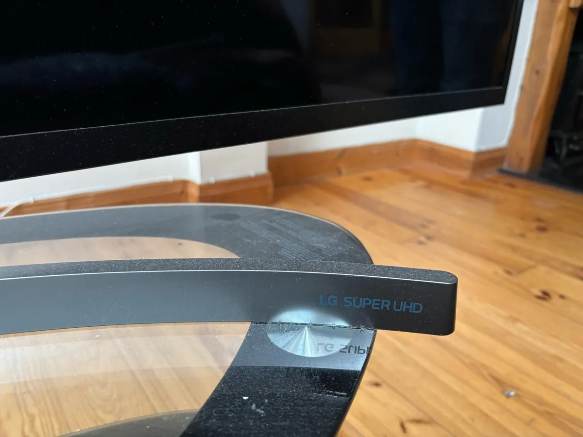 Smart TV - Image 3