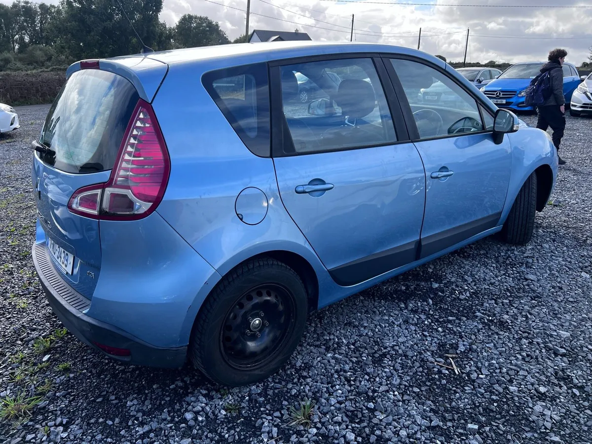 2011 Renault Scenic - Image 4