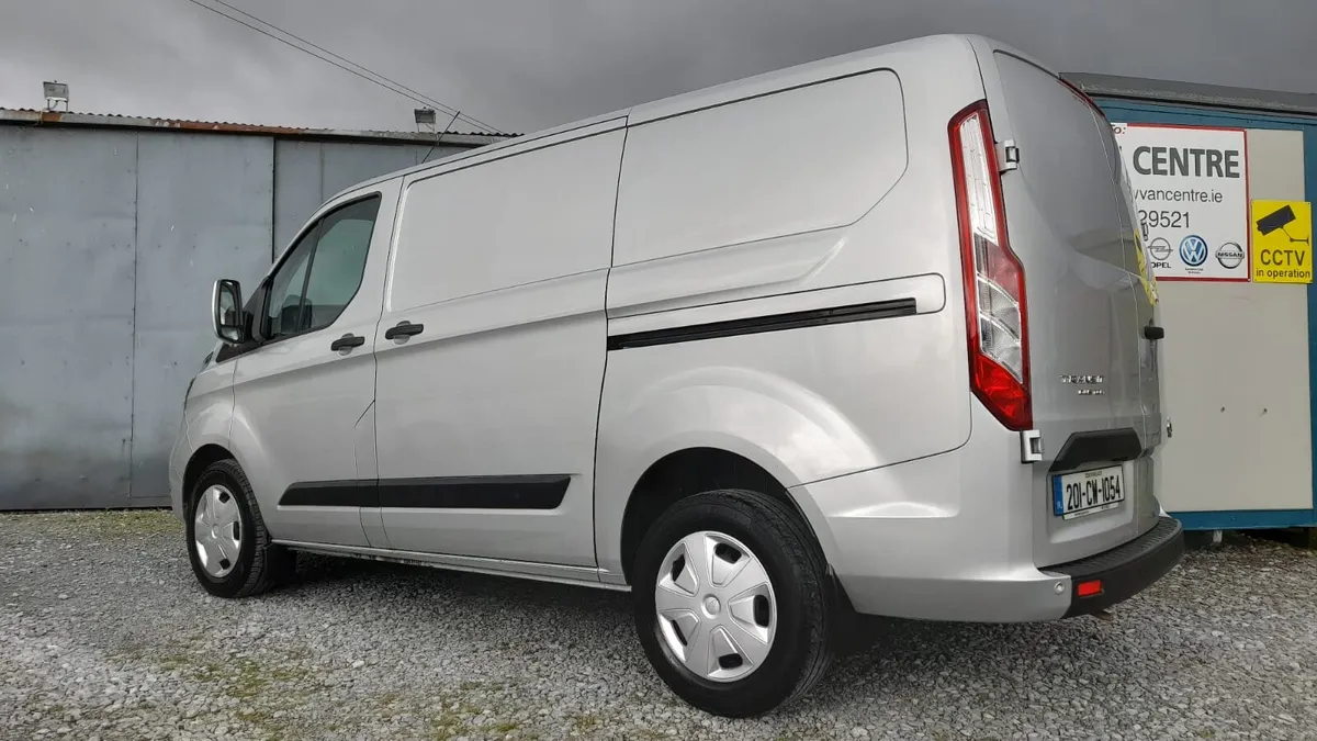 201 Ford Transit Custom tdci 130 trend swb - Image 3